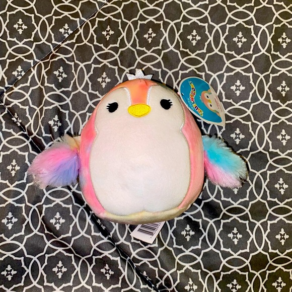 Squishmallow Louisa the Penguin 5” - Picture 1 of 2